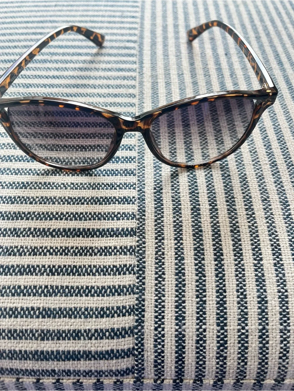 OS Lucky Brand Tortoiseshell Women's Sunglasses - Designer Style
